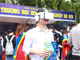 Trung tâm truyền thông và Quan hệ công chúng xây dựng video 360 độ toàn cảnh Đại học Công nghiệp Hà Nội